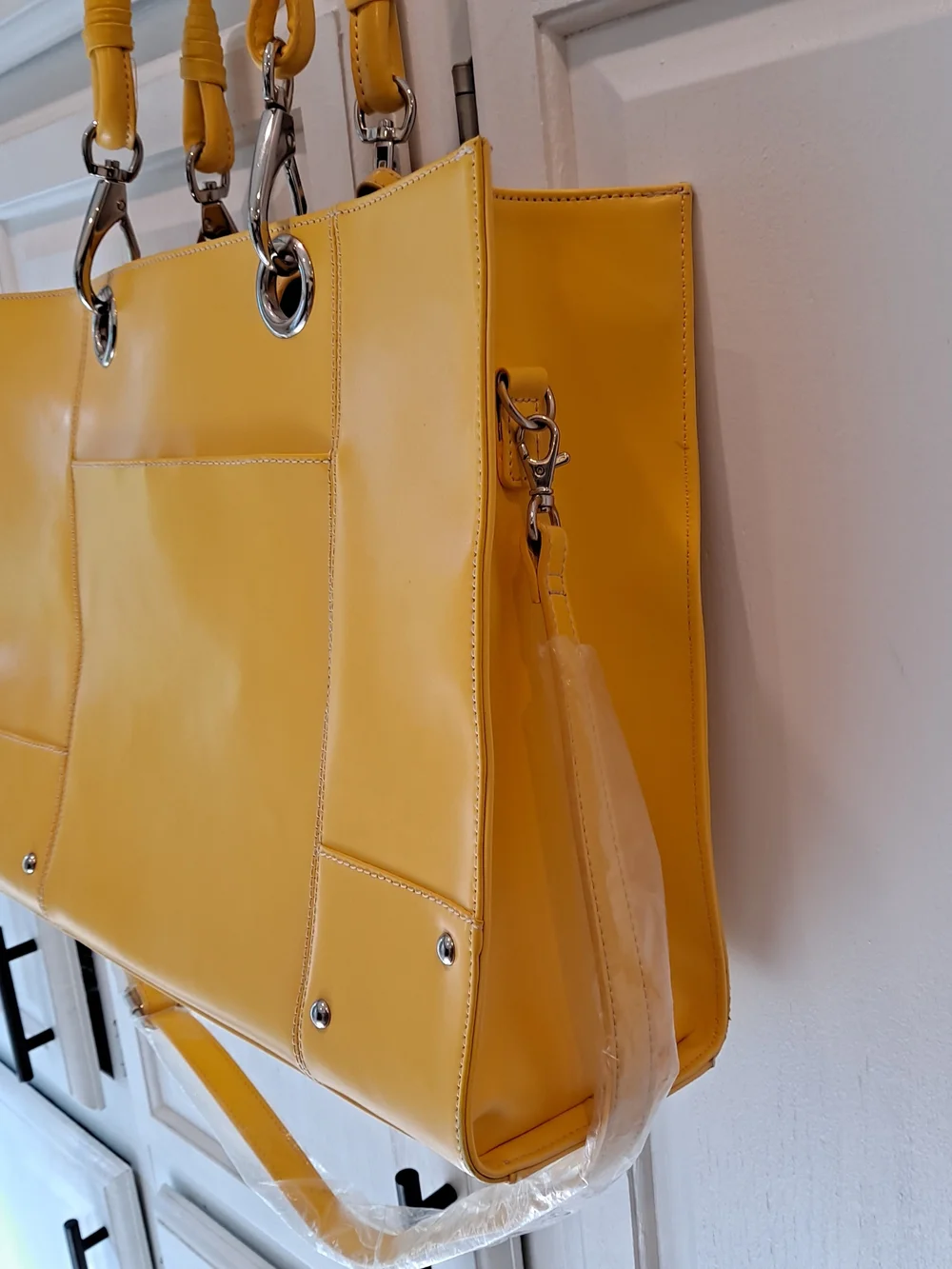 Wilsons Leather Smooth Yellow Executive Spacious Vintage Y2k Tote Shoulder Bag